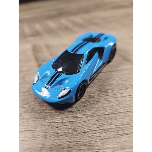Hot Wheels 2017 Ford GT Diecast 1/64 Mattel Loose Toy Car - Picture 1 of 7